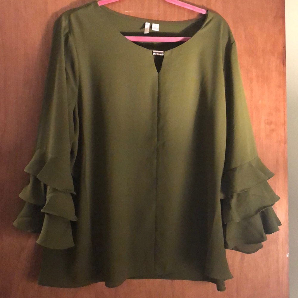 Blouse top